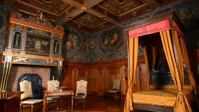 Ancy Le Franc Interior
