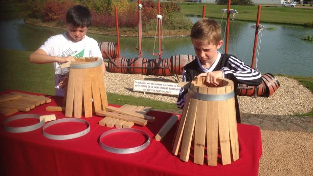 Children's barrel workshop