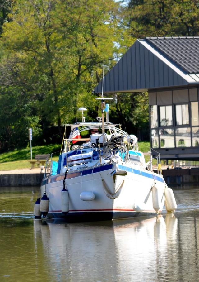 Canal du Centre Croisière à Chagny