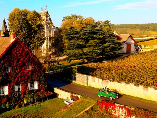 Château d'Aloxe Corton num 2CV no Outono