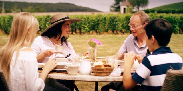 Corton Mittagessen in einer Familie
