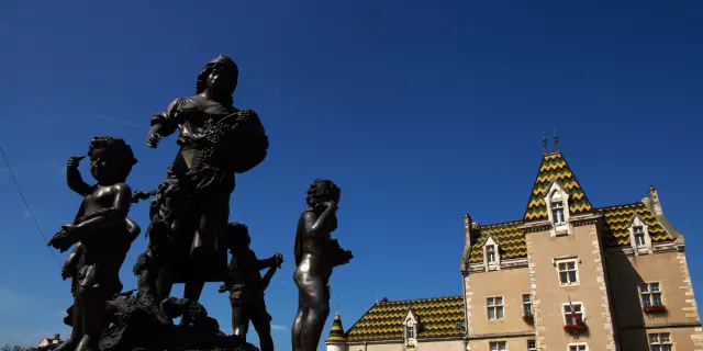 Estatua del pueblo de Meursault