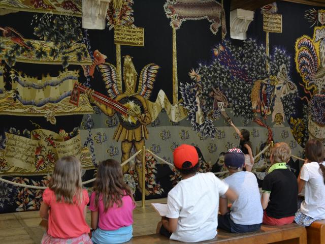 Schoolchildren at the Musée du Vin in Beaune