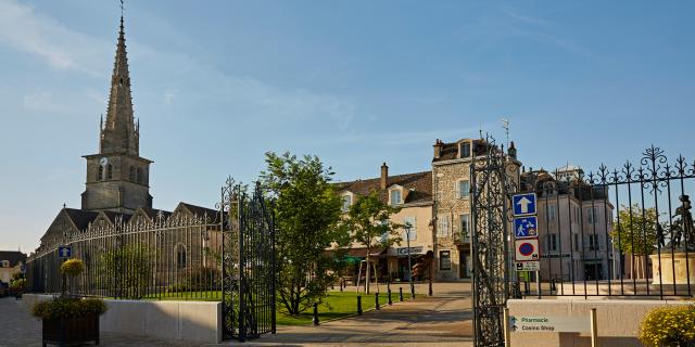 Plaza Meursault 2