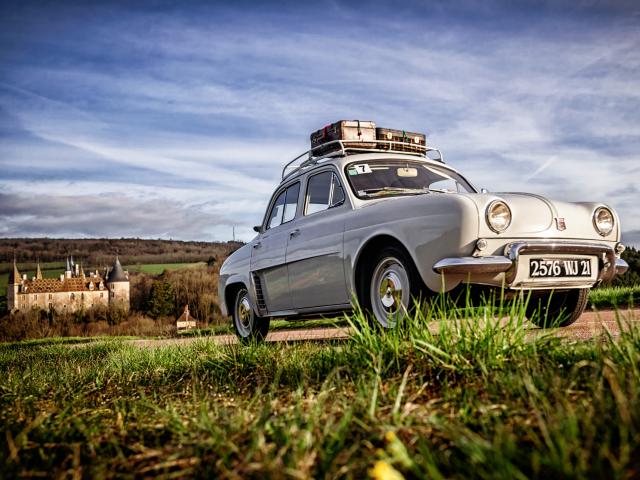 Carro antigo Route Des Grands Crus Partida Férias Nacional 6