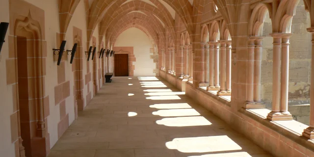 Abbaye de Cîteaux Cloitre Des Copistes