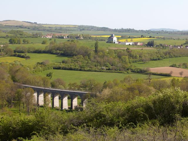 nolay-viaduc-view