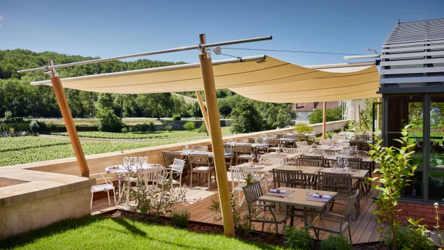Prosper-Maufoux-S-Chapuis-terrasse-voile
