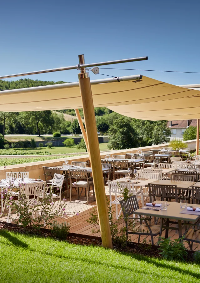 Prosper-Maufoux-S-Chapuis-terrasse-voile