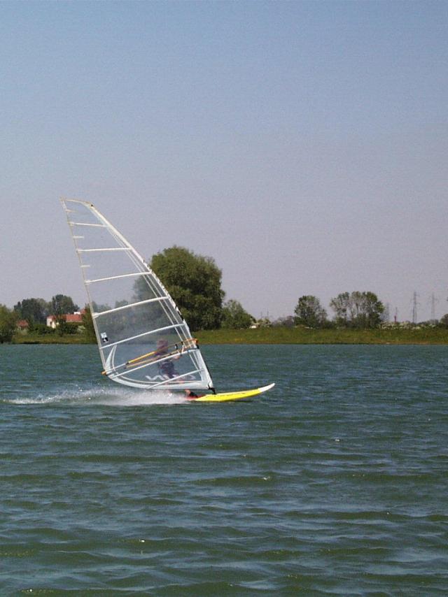montagny-les-beaune-voile-lac