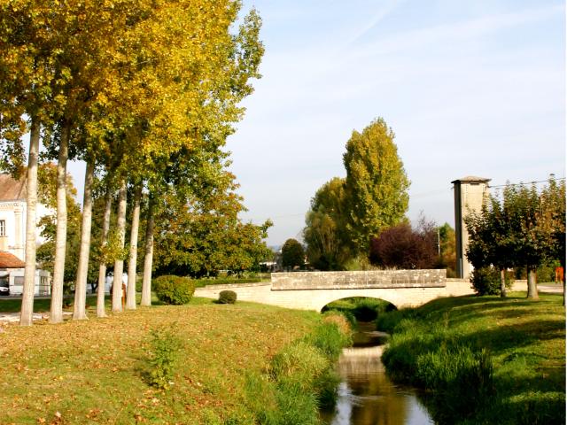 riviere-ruffey-les-beaune-automne