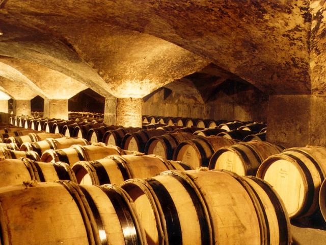Chateau De Meursault (2)