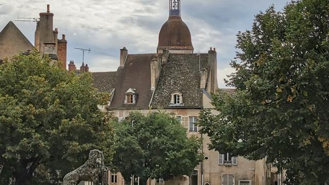 Square Des Lions Beaune