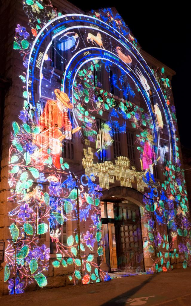 Porte Marie De Bourgogne Lumiere Beaune