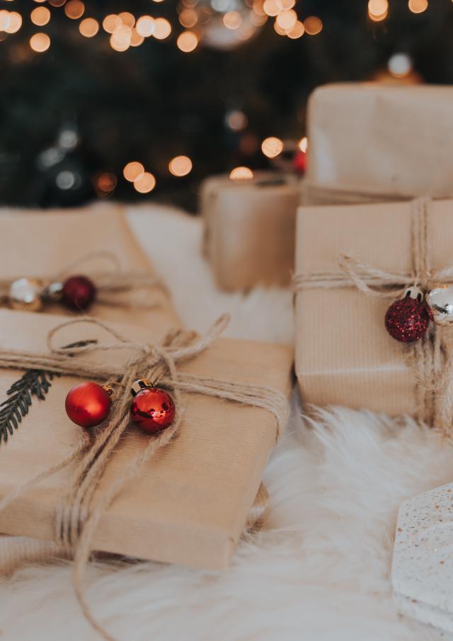 Christmas Gifts Unsplash