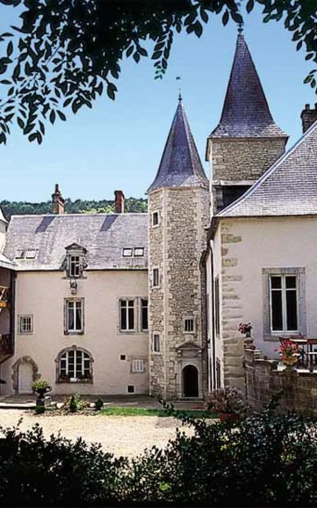 3167 Chateau Cour Interieure