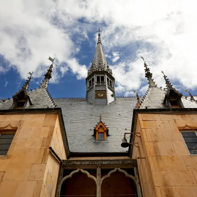 Cour D'honneur_Hotel-Dieu des Hospices Civils de Beaune