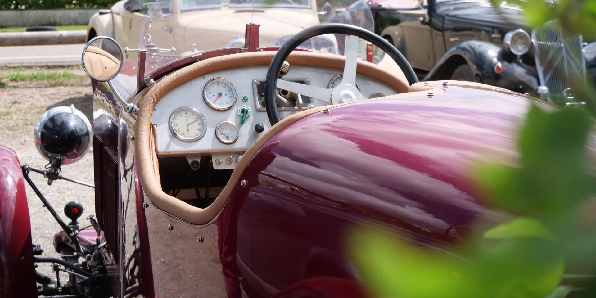 Nationale 6 Voiture Rouge Quentin Lahaie Rotated