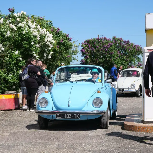 Bel Air N6 Voiture Bleue Quentin Lahaie 1 Rotated