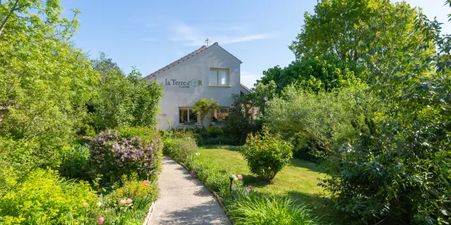 La Terre D Or Exterieur